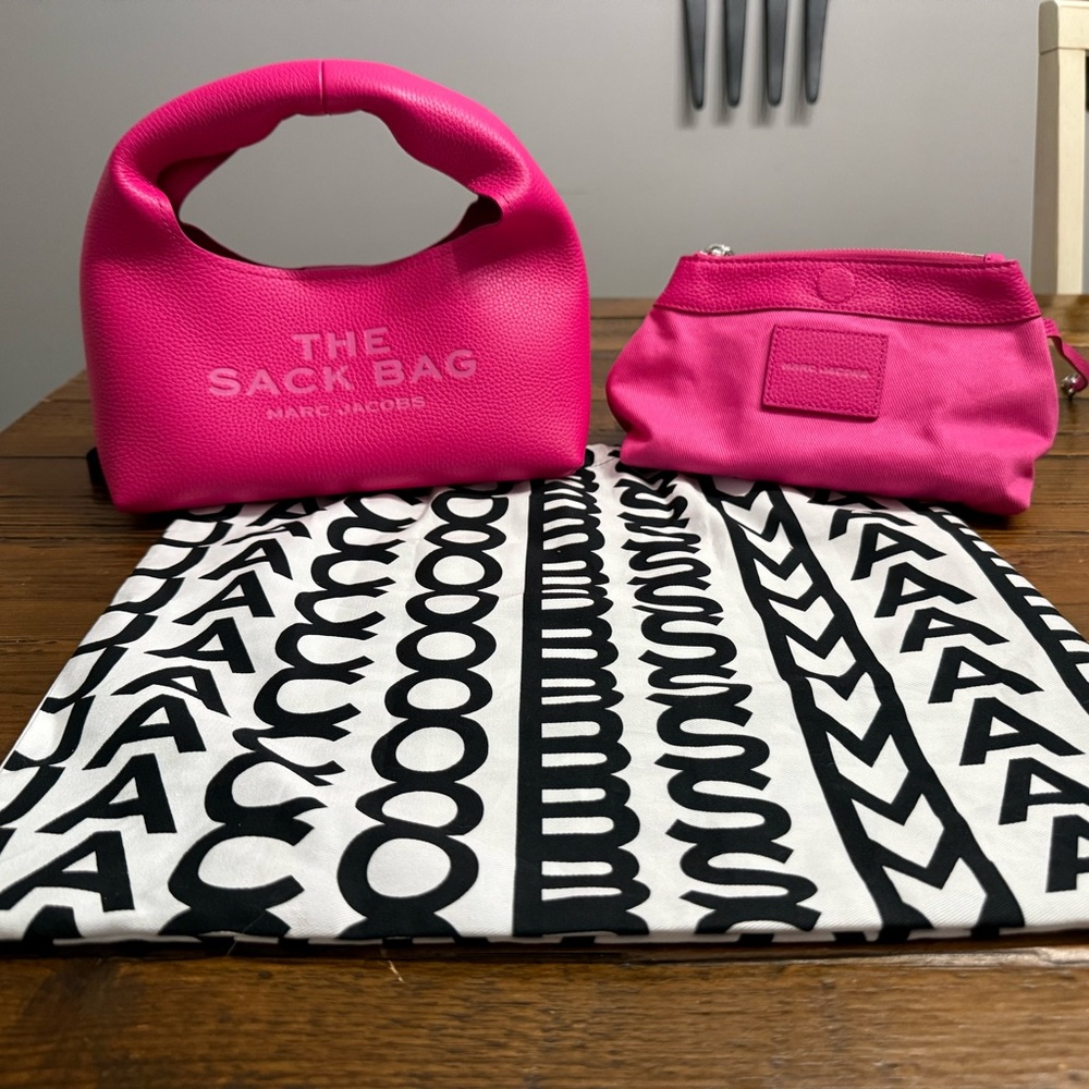 NWOT Marc Jacobs Vibrant Pink Shoulder Bag Set